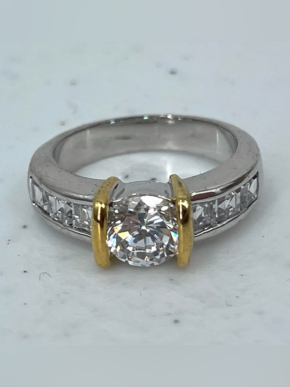 Fashion gold and silver tone diamond stone ring